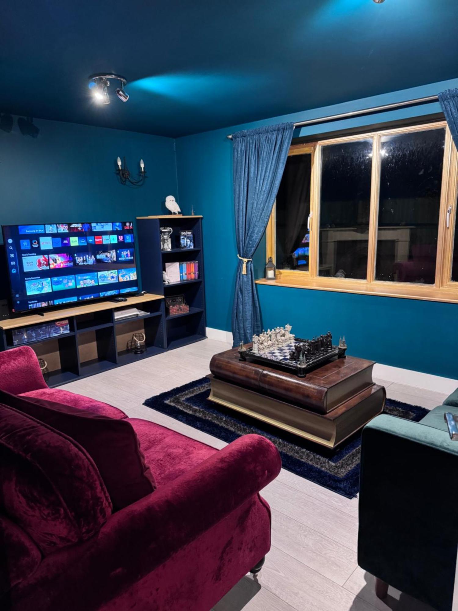Hogwarts Apartment Abbots Langley ภายนอก รูปภาพ
