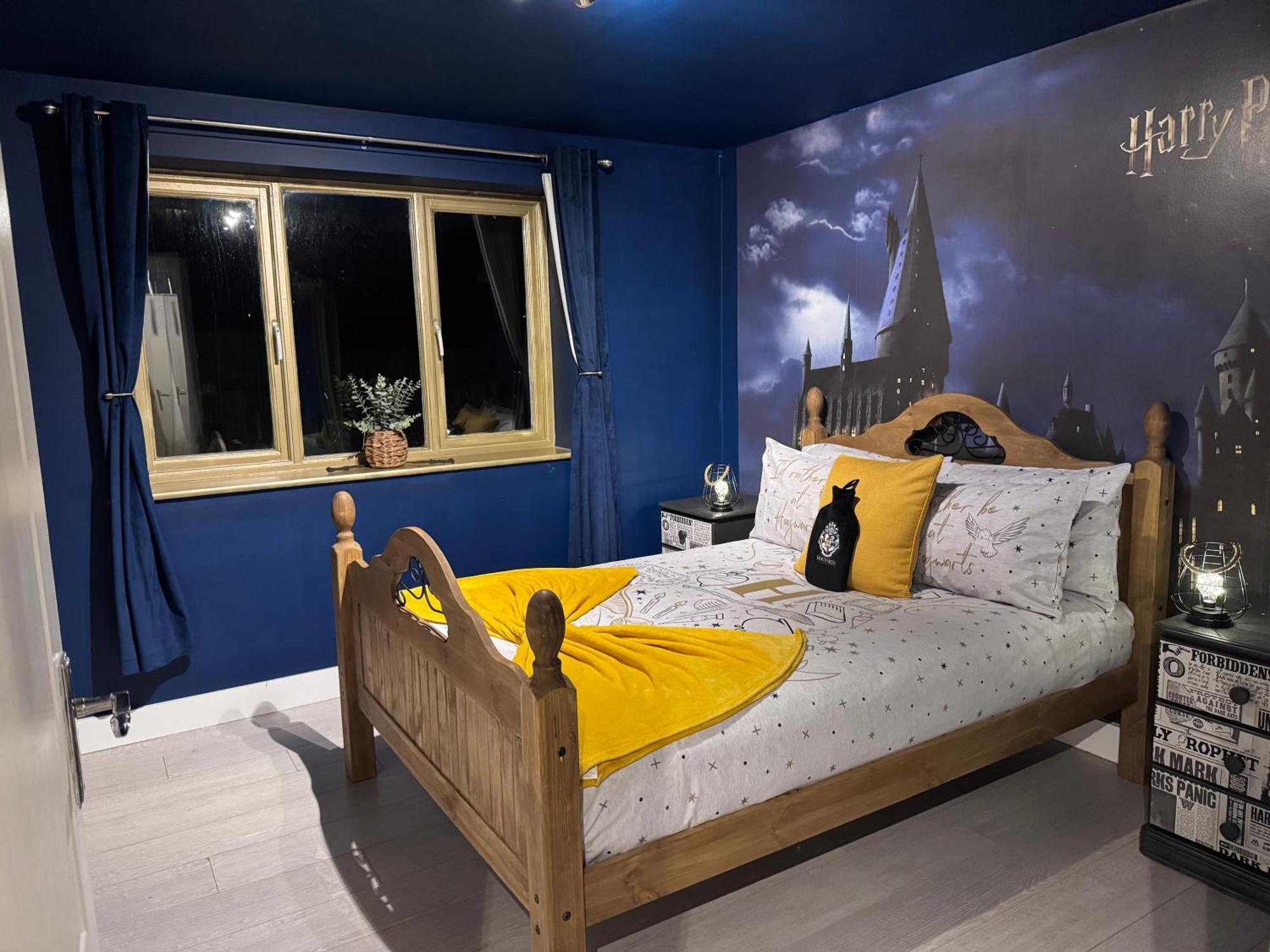 Hogwarts Apartment Abbots Langley ภายนอก รูปภาพ